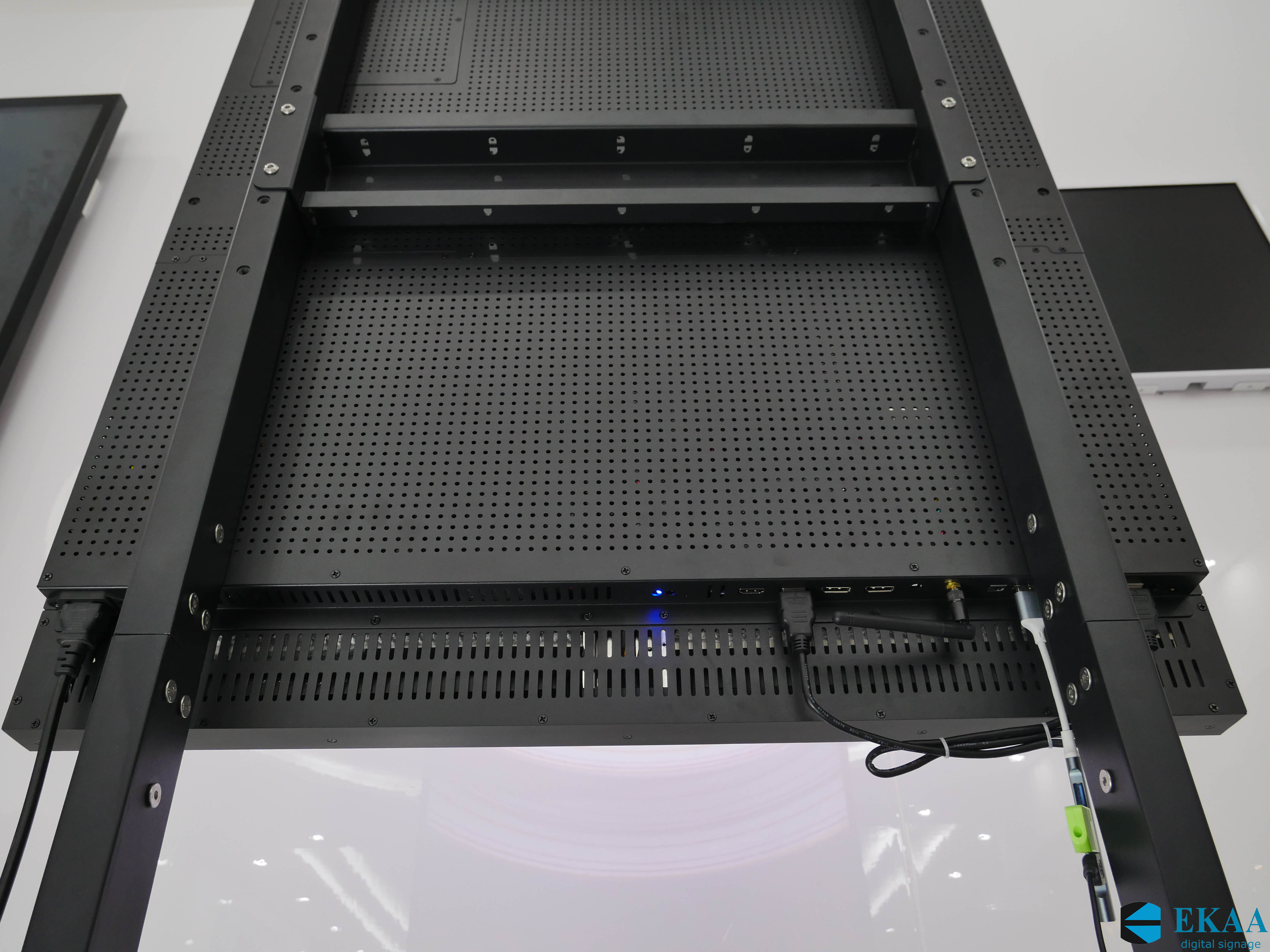 Display per vetrina senza ventola, 3000/4000 nits